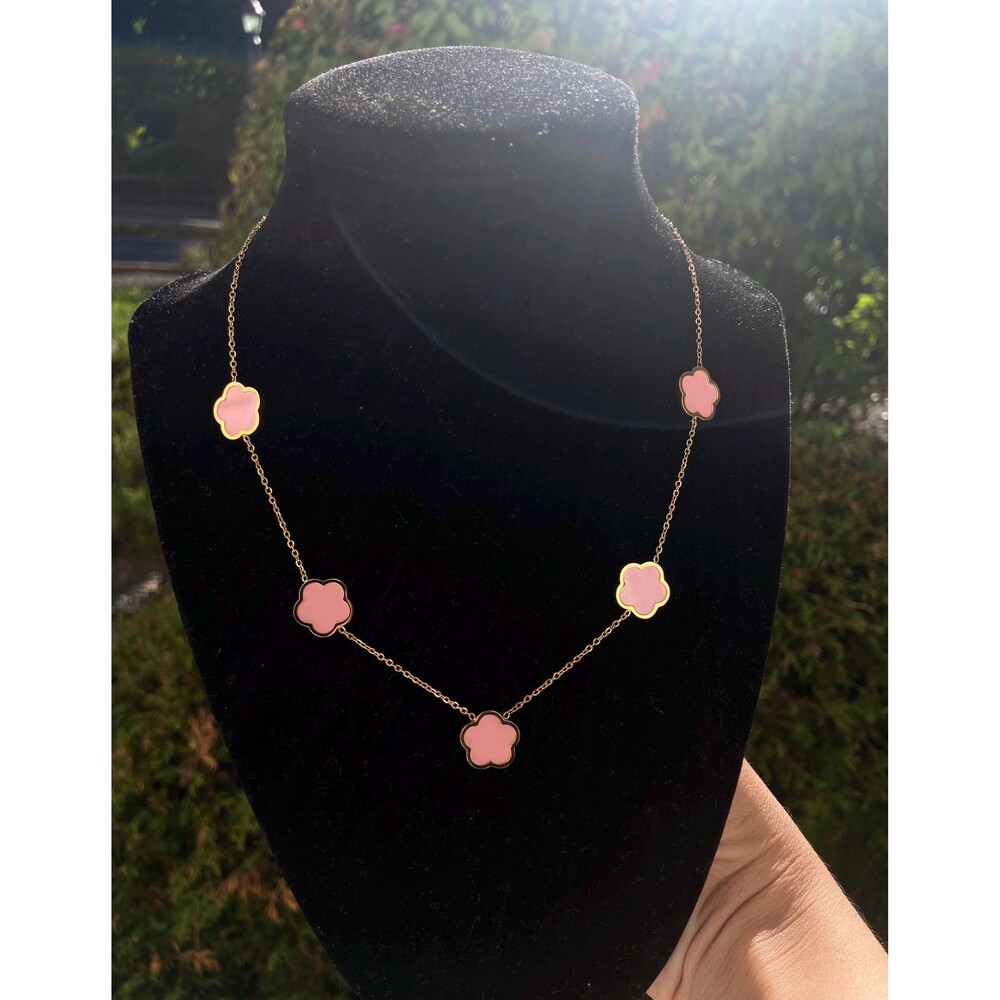 Pink and Gold Clover Necklace  - Chic Minimalist Necklace - Pink Flower Necklace - Picture 2 of 3
